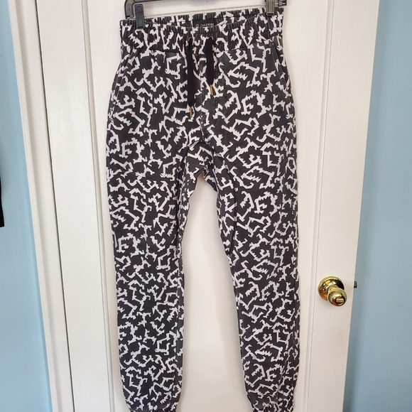 Zanerobe Other - Zanerobe Black & White Printed Joggers